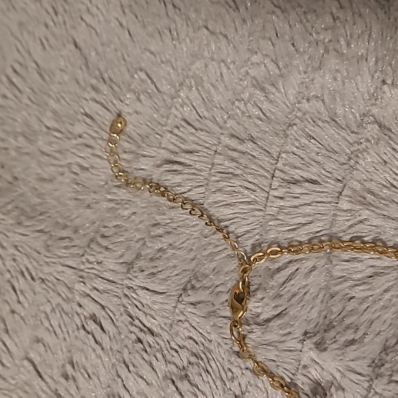 Giveaway - Picture 4 of 4